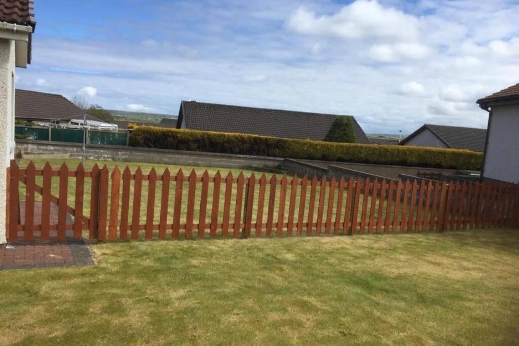 Appartement Two Bed Bungalow With Garage And Hot Tub à Thurso Extérieur photo
